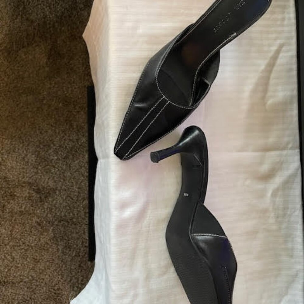 WOMEN SHOES